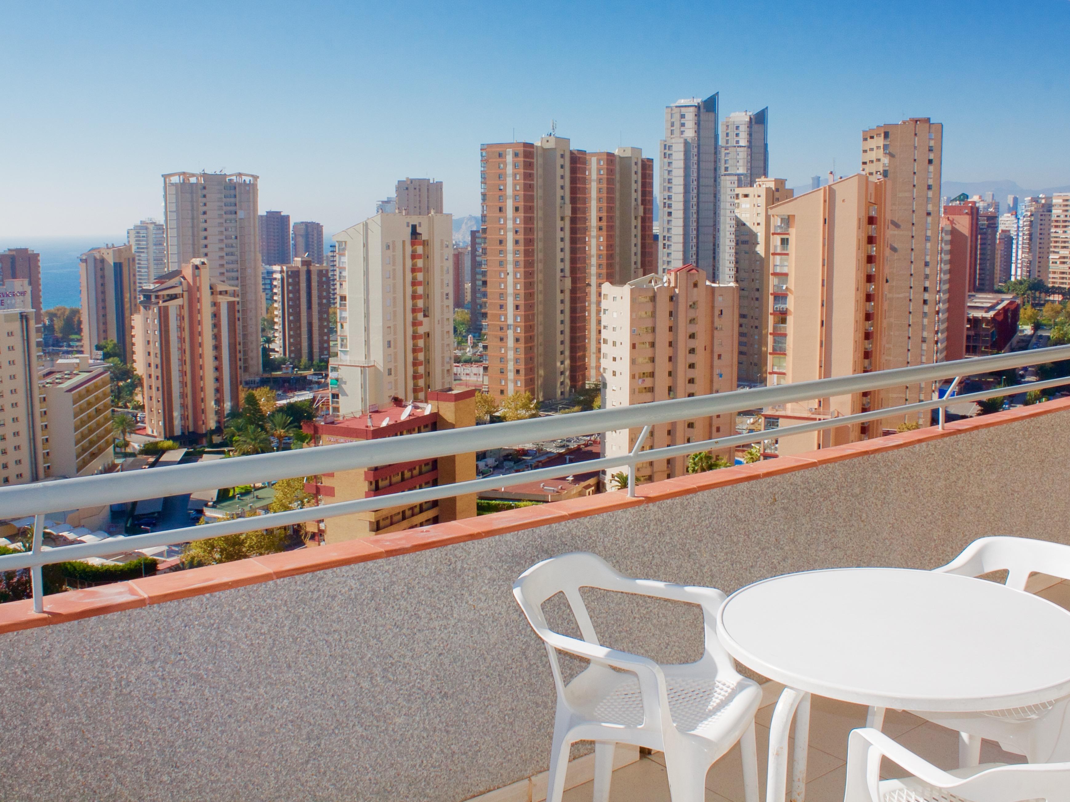 Primavera Loix Benidorm Exteriör bild