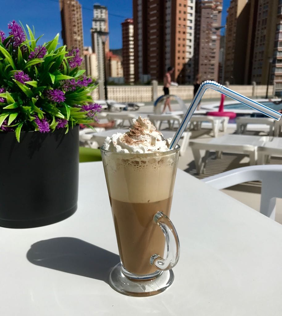 Primavera Loix Benidorm Exteriör bild